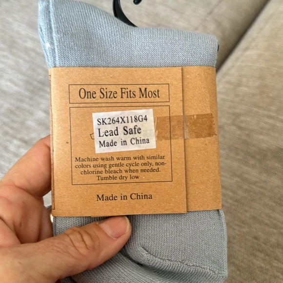 Bijorca crochet lace trim knee boot socks baby blue with ivory lace - Picture 3 of 6